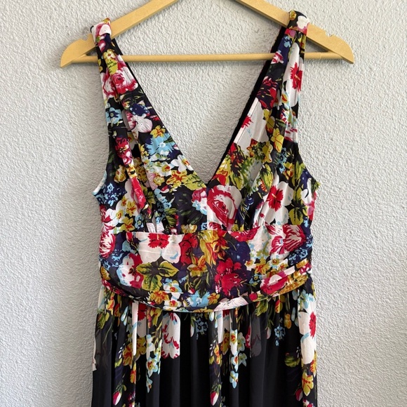 Ever Pretty Double‎ V-neck Floral Maxi Dress Size Medium NWT - Picture 6 of 8